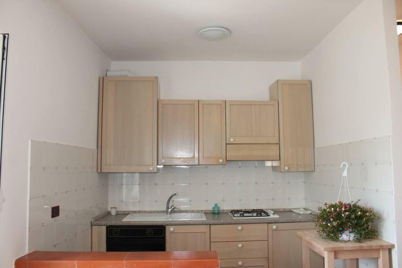 Ferienwohnung La Casetta Di Graziella Vezzi Portio Exterior foto